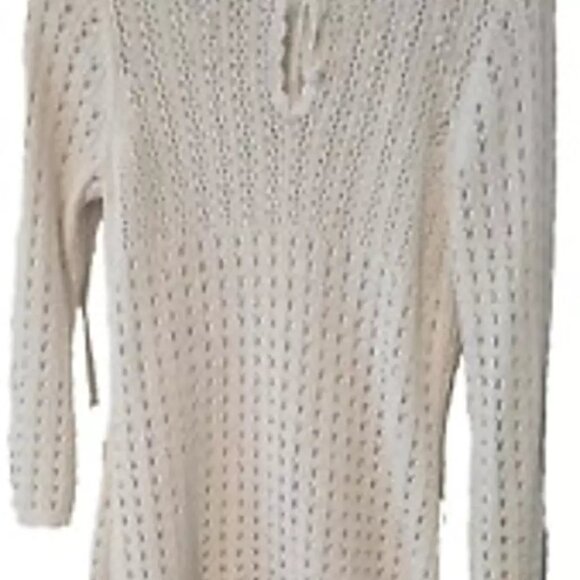 new directions Tops - New Directions Top Size Medium